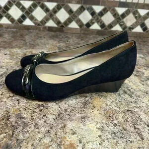 Naturalizer Ladies Black Poppy Wedge Pumps Size 7 Comfort Vegan Career Shoes